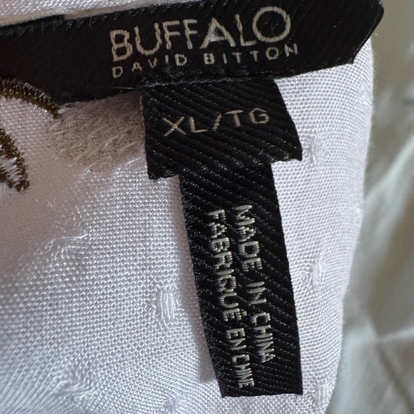 Buffalo David Bitton Strawberry Red White Tie Front Tank Top Ptp 21” lenght 23” - Picture 7 of 7